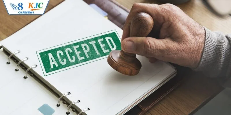 Các cơ quan giám sát hàng đầu của thương hiệu